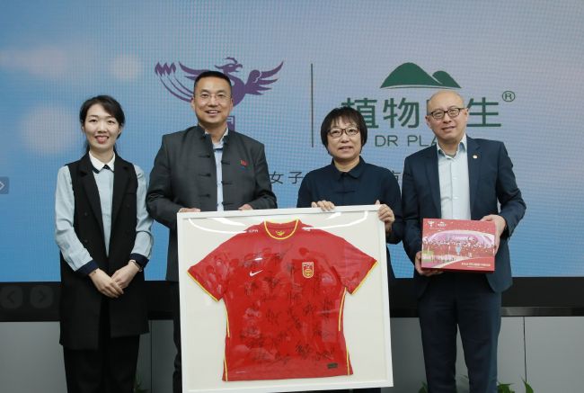 在线精品国产欧美