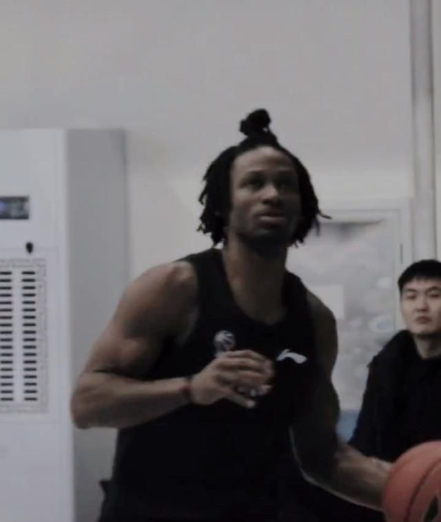 操屁股的视频